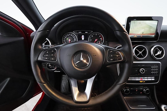 Mercedes-Benz A180 d 14 of 28