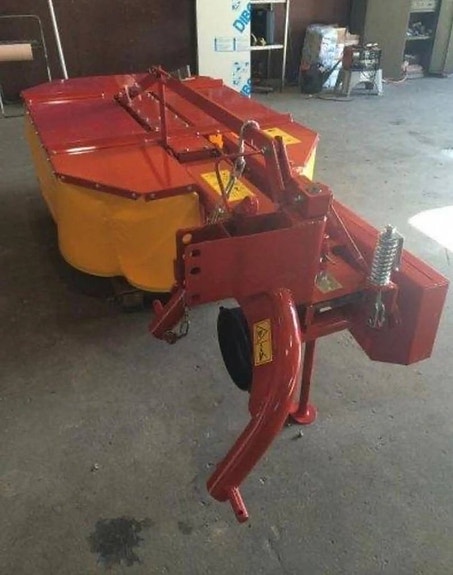 THORÉNS I KIL. SLÅTTERMASKINER 1,65 OCH 1,85 METER FRI FRAKT