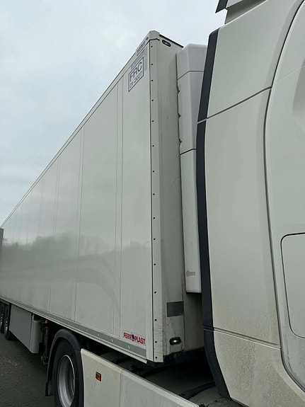 Schmitz Cargobull 4 of 5