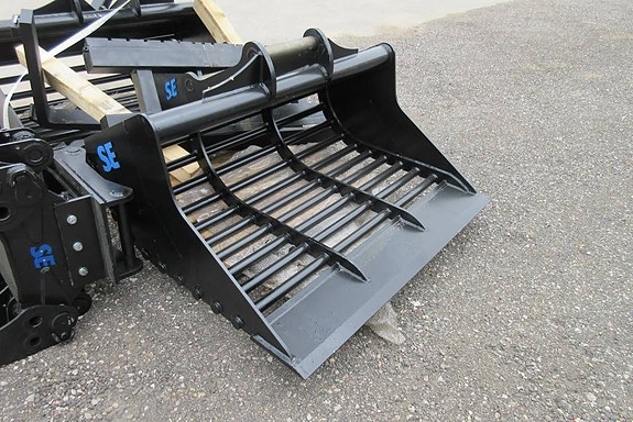 SE Equipment  ny gallerskopa med S60 fäste