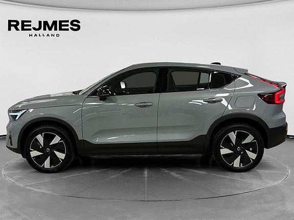 Volvo C40 3 of 5