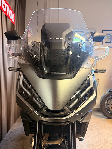 Honda NT1100 NT1100 5 of 11