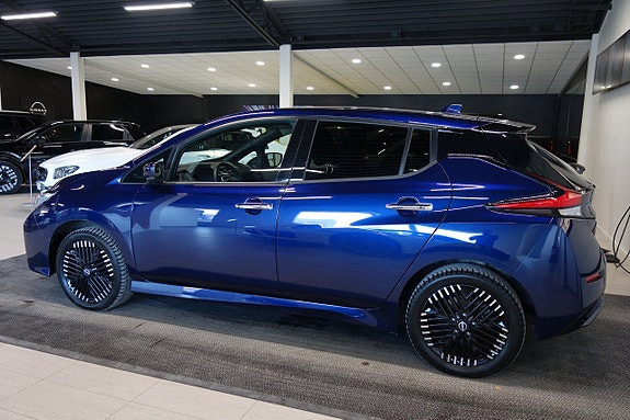 Nissan Leaf 2 of 5