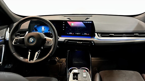 BMW X1 4 of 5