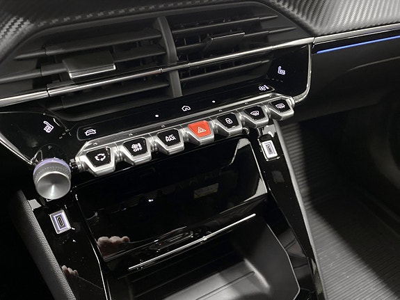 Peugeot 2008 12 of 18