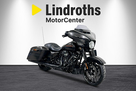 Harley-Davidson Street Glide Special 114 "OMG.LEV"