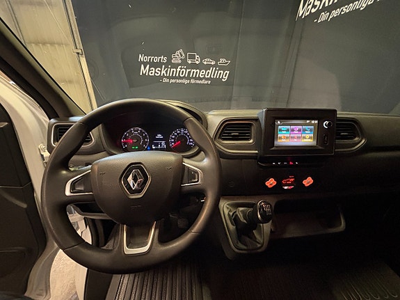Renault Master 14 of 18