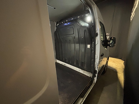 Renault Master 10 of 18