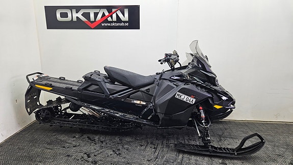 Ski-doo Backcountry XRS 850E-TEC 3 of 7