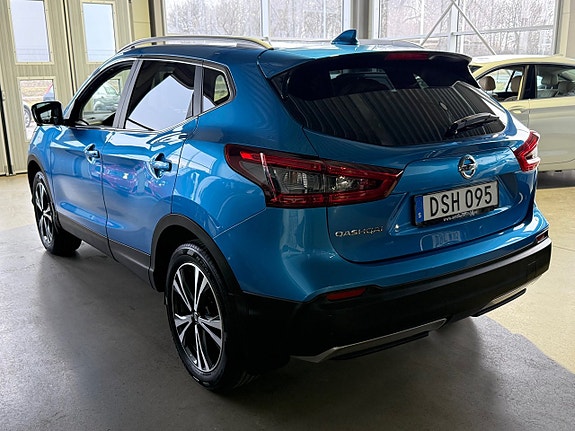 Nissan Qashqai 2 of 5