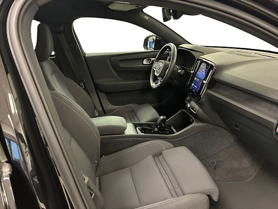 Volvo C40 4 of 5