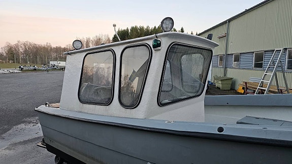 Hyttbåt inkl. Evinrude 75hk Etec (insprutning) från 2005. 4 of 12