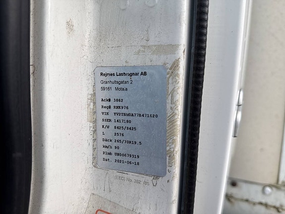 Distributionsbil Volvo FL 240 4X2 -200... via konkursauktion 27 of 27