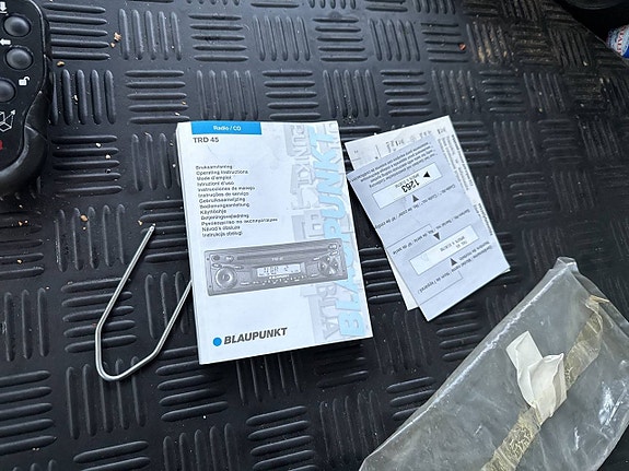 Distributionsbil Volvo FL 240 4X2 -200... via konkursauktion 21 of 27