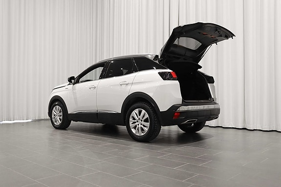 Peugeot 3008 4 of 5