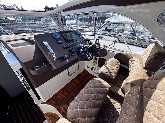 Marex 310 SC | 2022 7 of 12