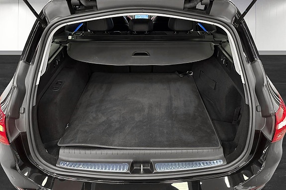 Mercedes-Benz C300 e 18 of 19