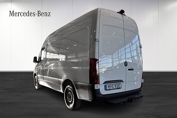 Mercedes-Benz Sprinter 317 3 of 12