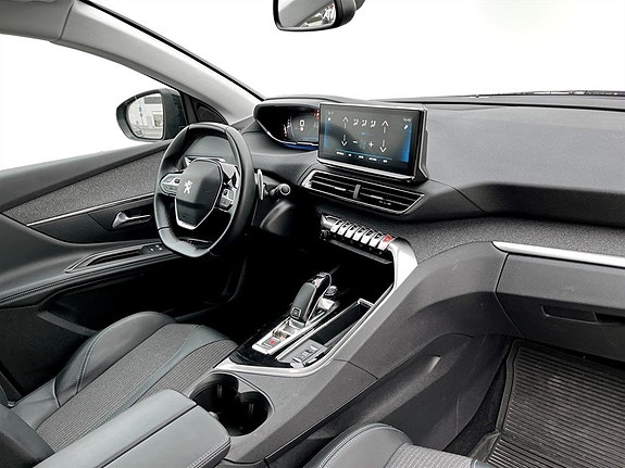 Peugeot 3008 11 of 15