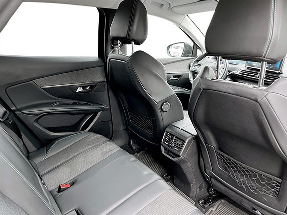 Peugeot 3008 12 of 15