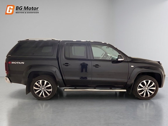 Volkswagen Amarok 3 of 21