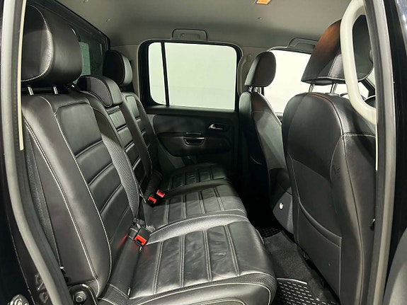 Volkswagen Amarok 11 of 21