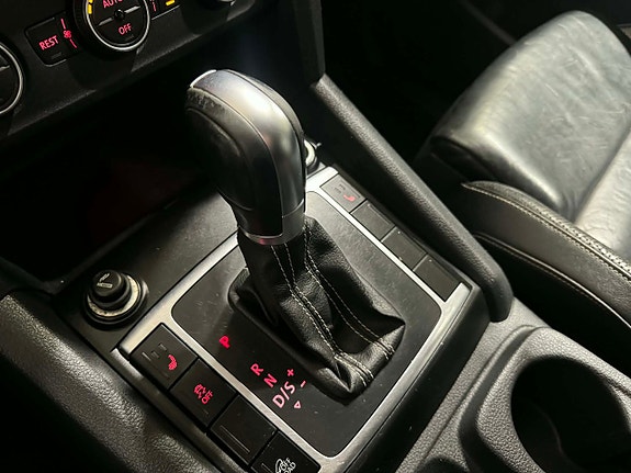 Volkswagen Amarok 18 of 21