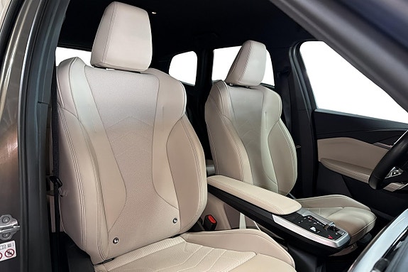 BMW X1 8 of 17