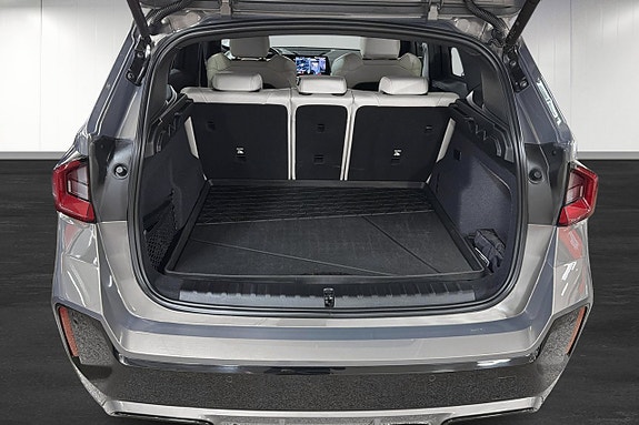 BMW X1 17 of 17
