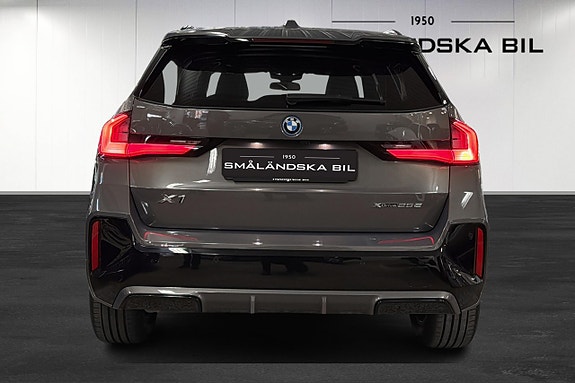 BMW X1 6 of 17