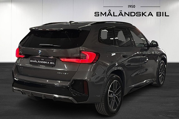 BMW X1 4 of 5