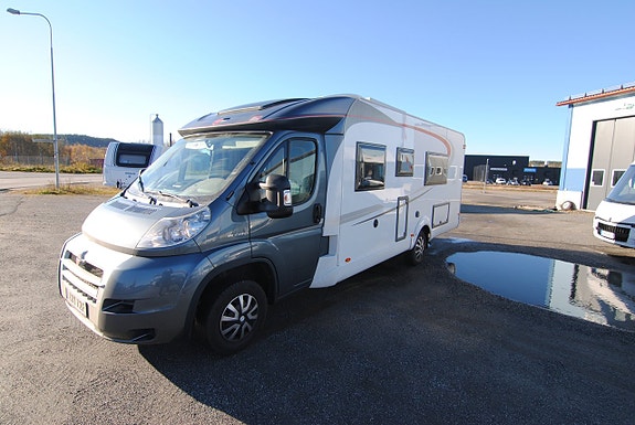 Bürstner Nexxo 720 Låga långbäddar