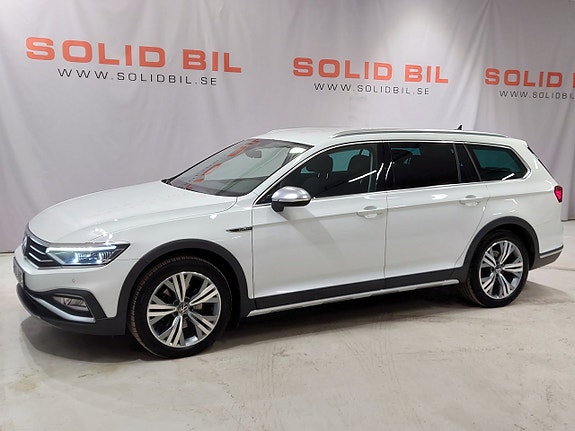 Volkswagen Passat Alltrack 3 of 5