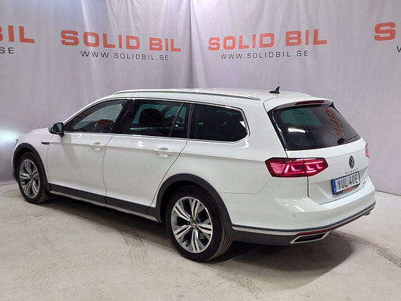 Volkswagen Passat Alltrack 4 of 5