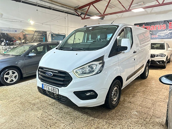 Ford Transit 3 of 5