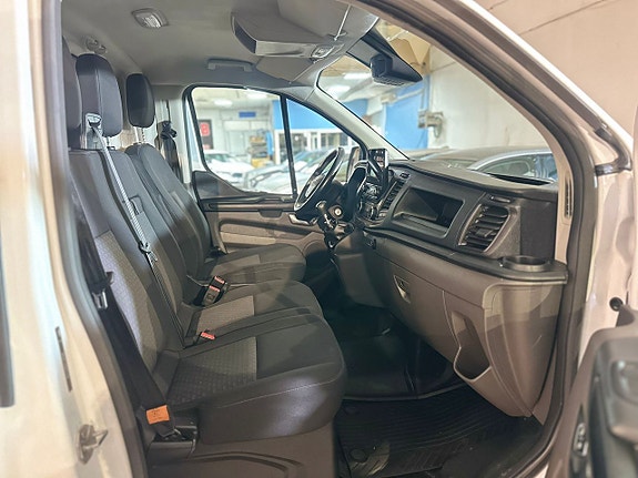 Ford Transit 9 of 14