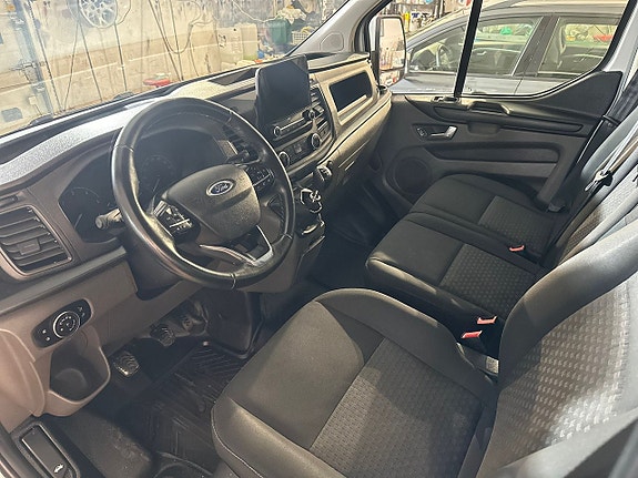 Ford Transit 7 of 14