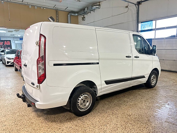 Ford Transit 5 of 5