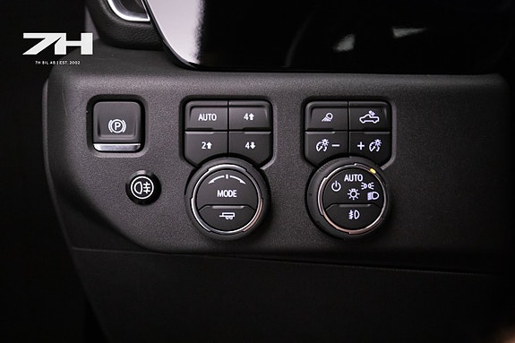 Chevrolet Silverado EV 26 of 26