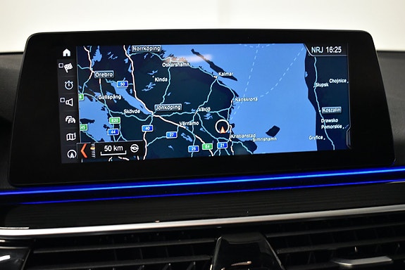 BMW 520d 14 of 18