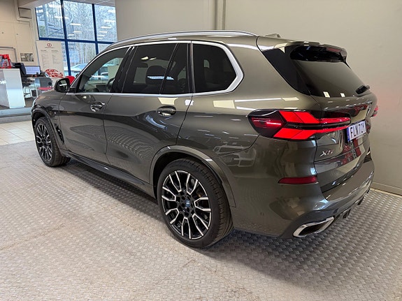 BMW X5 4 of 12