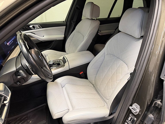 BMW X5 8 of 12