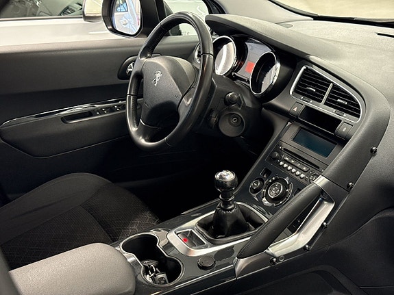 Peugeot 3008 11 of 24