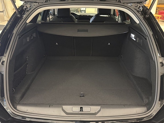 Peugeot 308 14 of 14
