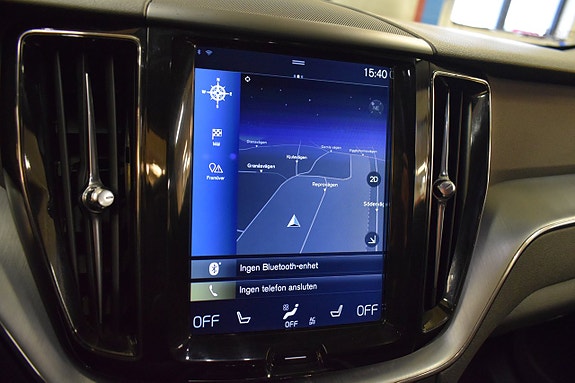 Volvo XC60 12 of 23