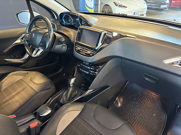 Peugeot 2008 13 of 19