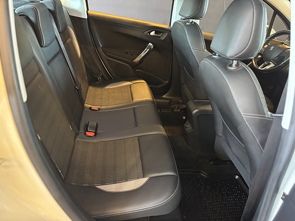 Peugeot 2008 11 of 19