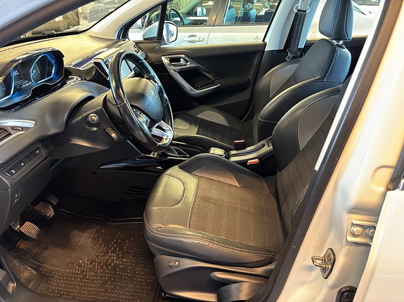 Peugeot 2008 7 of 19