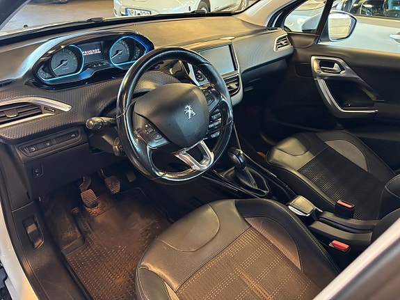 Peugeot 2008 8 of 19