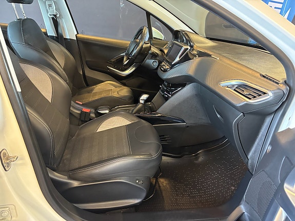 Peugeot 2008 12 of 19